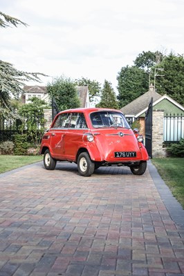 Lot 1958 BMW Isetta 600 (4-wheel)