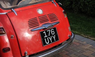 Lot 1958 BMW Isetta 600 (4-wheel)