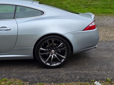 Lot 2008 Jaguar XKR