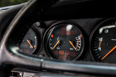 Lot 179 - 1990 Porsche 911/964 Carrera 2
