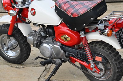 Lot 147 - 1997 Honda Z50 Monkey Bike Anniversary Edition