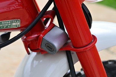 Lot 147 - 1997 Honda Z50 Monkey Bike Anniversary Edition