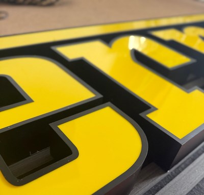 Lot 20 - Ferrari Showroom Sign