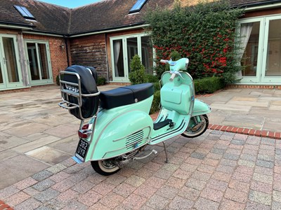 Lot 195 - 1961 Piaggio Vespa Douglas
