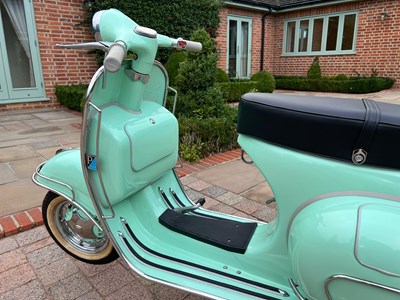 Lot 195 - 1961 Piaggio Vespa Douglas