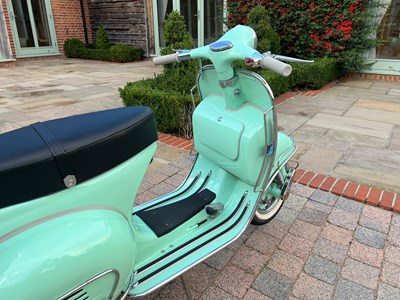 Lot 195 - 1961 Piaggio Vespa Douglas