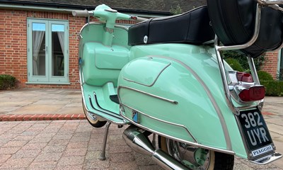 Lot 195 - 1961 Piaggio Vespa Douglas