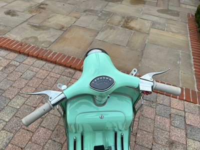 Lot 195 - 1961 Piaggio Vespa Douglas