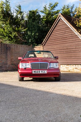 Lot 128 - 1994 Mercedes-Benz E220 Cabriolet