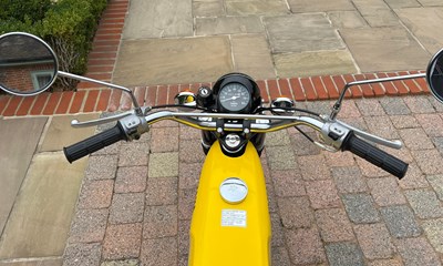 Lot 214 - 1977 Yamaha FS1-E