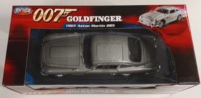 Lot 30 - James Bond DB5 Model