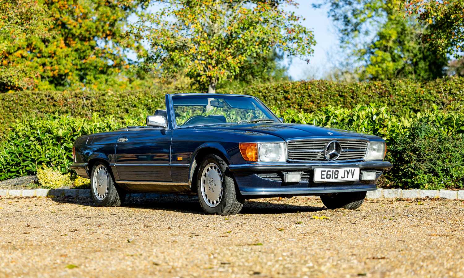 Lot 114 - 1987 Mercedes-Benz 300 SL