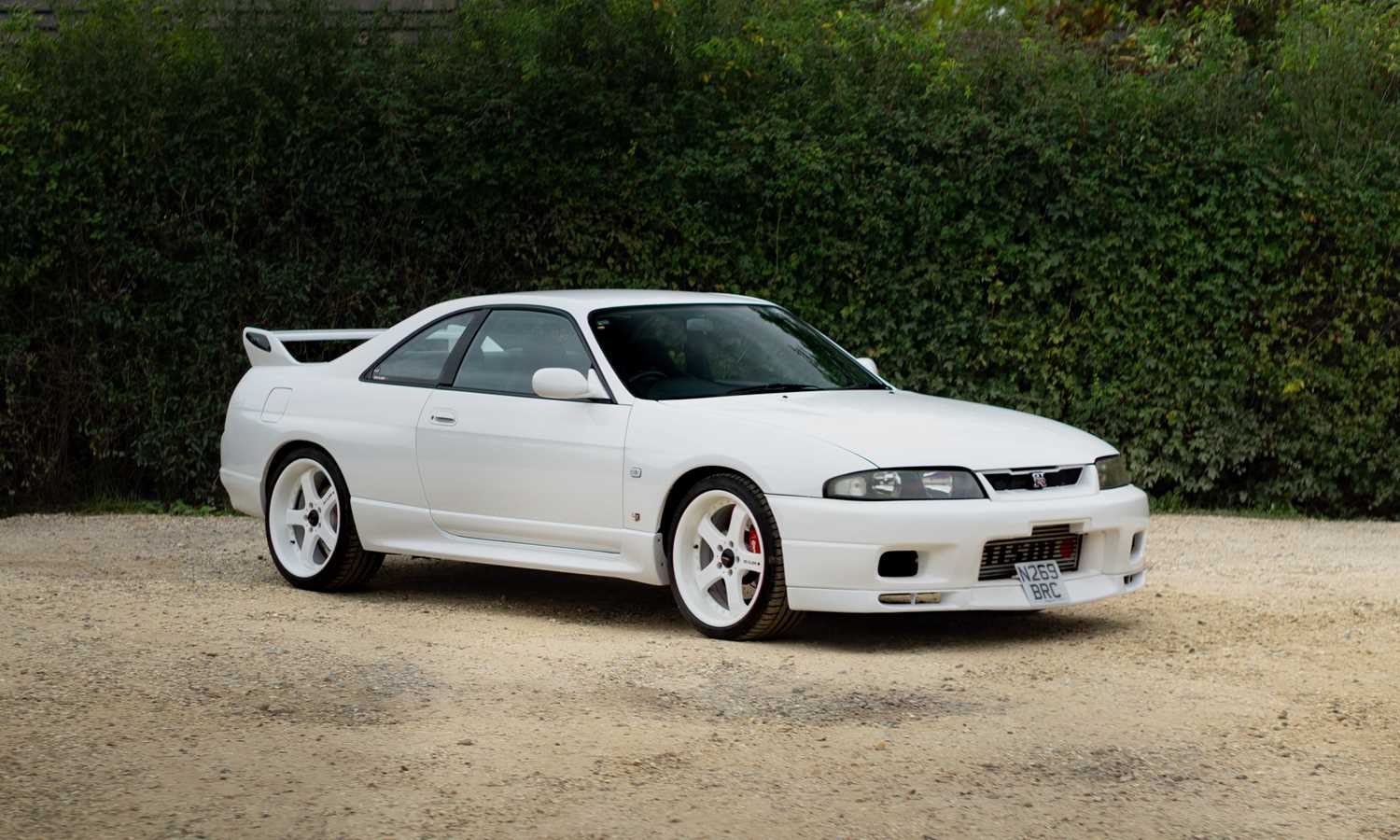 Lot 232 - 1996 Nissan Skyline GTR (R33)