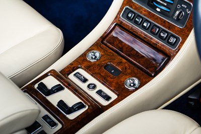 Lot 203 - 2001 Rolls-Royce Corniche V