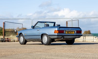 Lot 185 - 1987 Mercedes-Benz 300 SL