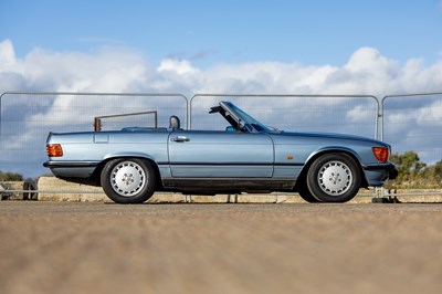 Lot 185 - 1987 Mercedes-Benz 300 SL