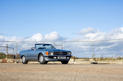 Lot 185 - 1987 Mercedes-Benz 300 SL