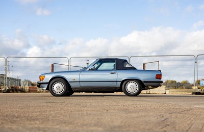 Lot 185 - 1987 Mercedes-Benz 300 SL