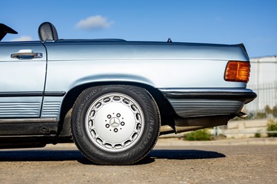 Lot 185 - 1987 Mercedes-Benz 300 SL