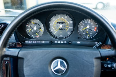 Lot 185 - 1987 Mercedes-Benz 300 SL