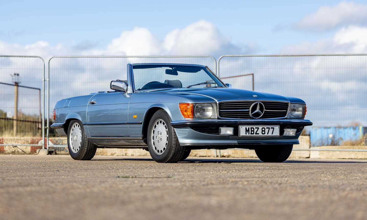 Lot 185 - 1987 Mercedes-Benz 300 SL