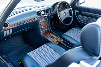 Lot 185 - 1987 Mercedes-Benz 300 SL