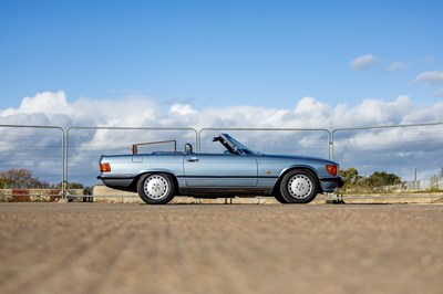 Lot 185 - 1987 Mercedes-Benz 300 SL