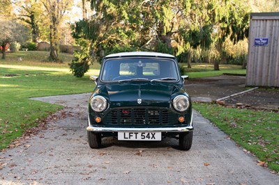 Lot 112 - 1981 Leyland Mini Van
