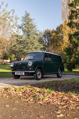 Lot 112 - 1981 Leyland Mini Van