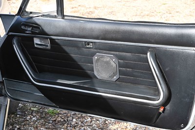 Lot 124 - 1973 Peugeot 504 Coupé
