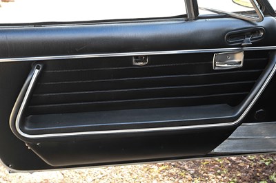 Lot 124 - 1973 Peugeot 504 Coupé