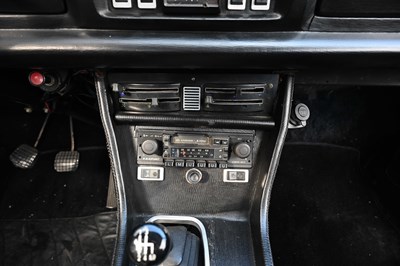 Lot 124 - 1973 Peugeot 504 Coupé
