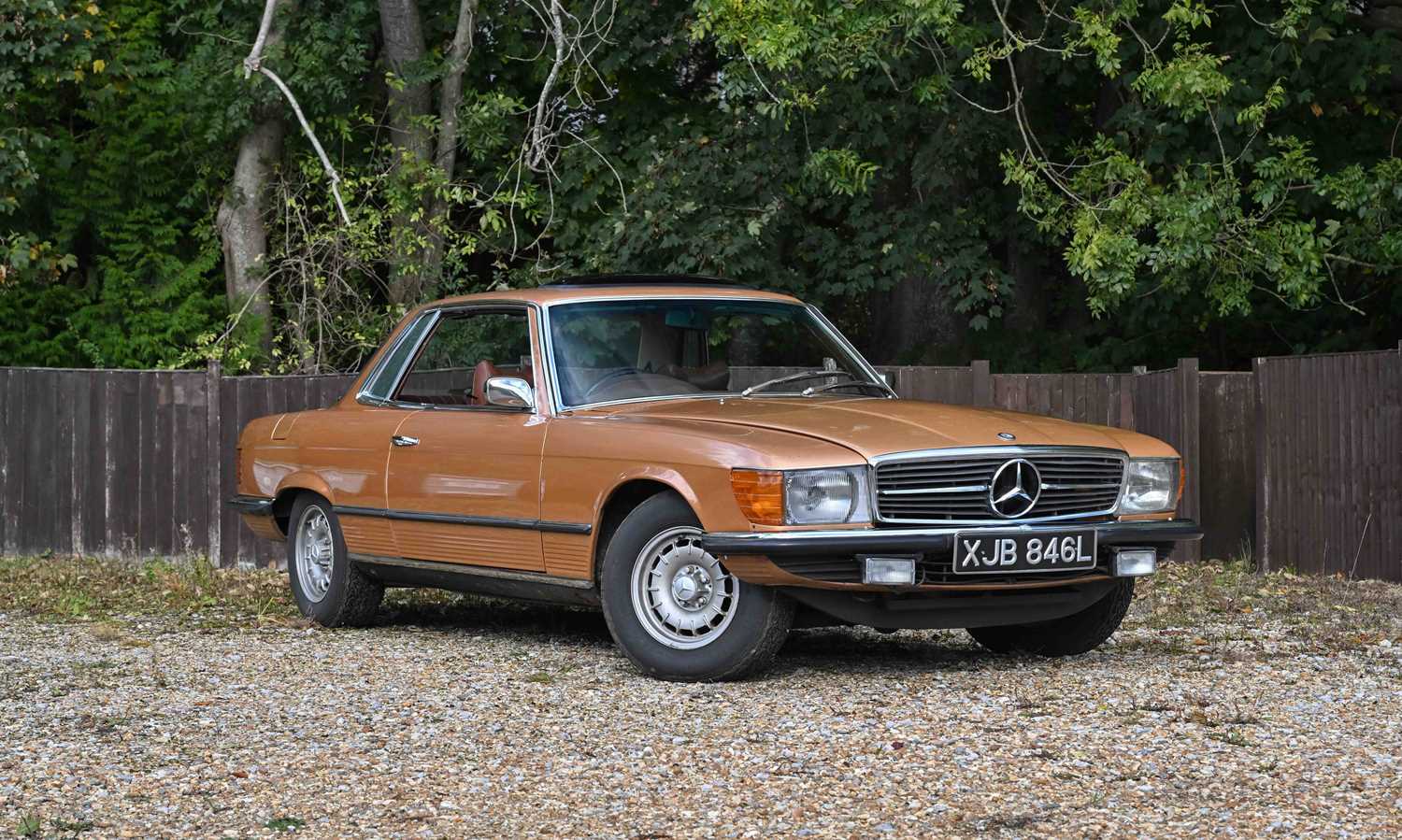 Lot 126 - 1972 Mercedes-Benz 350 SLC