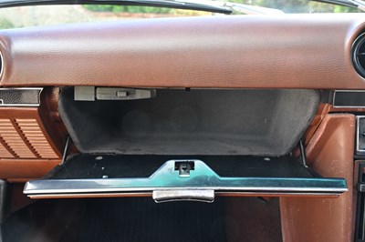 Lot 126 - 1972 Mercedes-Benz 350 SLC