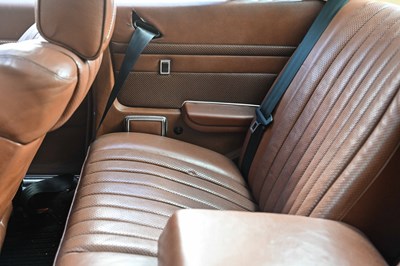Lot 126 - 1972 Mercedes-Benz 350 SLC