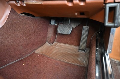 Lot 126 - 1972 Mercedes-Benz 350 SLC