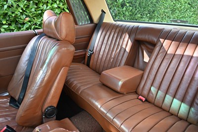 Lot 126 - 1972 Mercedes-Benz 350 SLC