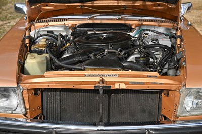 Lot 126 - 1972 Mercedes-Benz 350 SLC