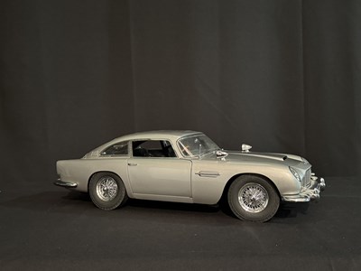 Lot 1 - James Bond Aston Martin DB5 1/8 Scale