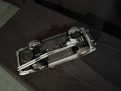 Lot 1 - James Bond Aston Martin DB5 1/8 Scale