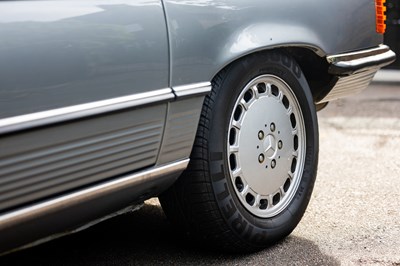 Lot 150 - 1987 Mercedes-Benz 420 SL