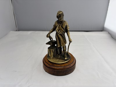 Lot 76 - Vulcan ‘Blacksmith’ Radiator Mascot