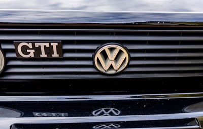 Lot 118 - 1993 Volkswagen Golf GTi Cabriolet Sportline Edition