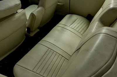 Lot 106 - 1970 Chrysler 300 Cabriolet