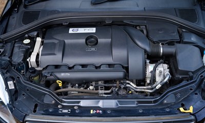 Lot 277 - 2014 Volvo XC60 T6 AWD SE Lux