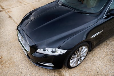 Lot 123 - 2011 Jaguar XJ 5.0 V8 Portfolio