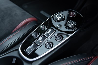 Lot 209 - 2020 Mclaren GT