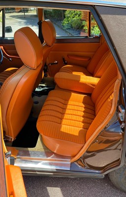 Lot 301 - 1974 Rover 3500S