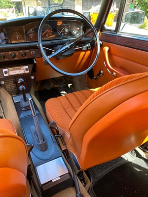 Lot 301 - 1974 Rover 3500S