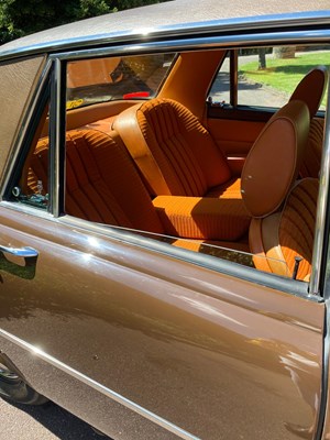 Lot 301 - 1974 Rover 3500S